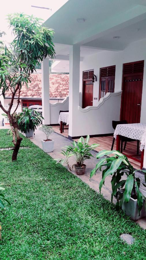 Ramesh Guesthouse Mirissa Luaran gambar